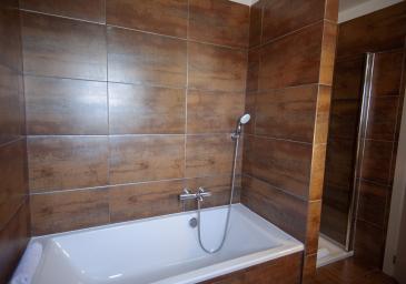 CHAMBRE DOUBLE AVEC BALCON ET VUE JARDIN