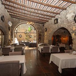 Restaurant at Hotel Aires de l'Empordà